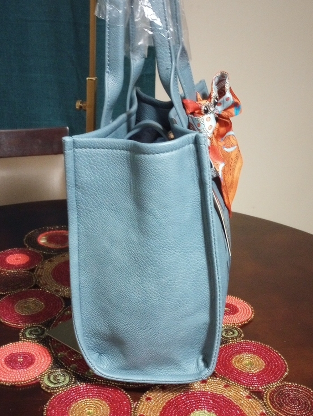 Elle Tote w/Brooch And Scarf - Picture 6 of 16